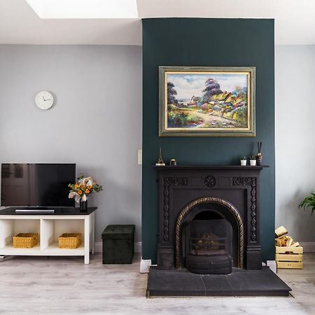 Dublin Airport Homestay Bagian luar foto