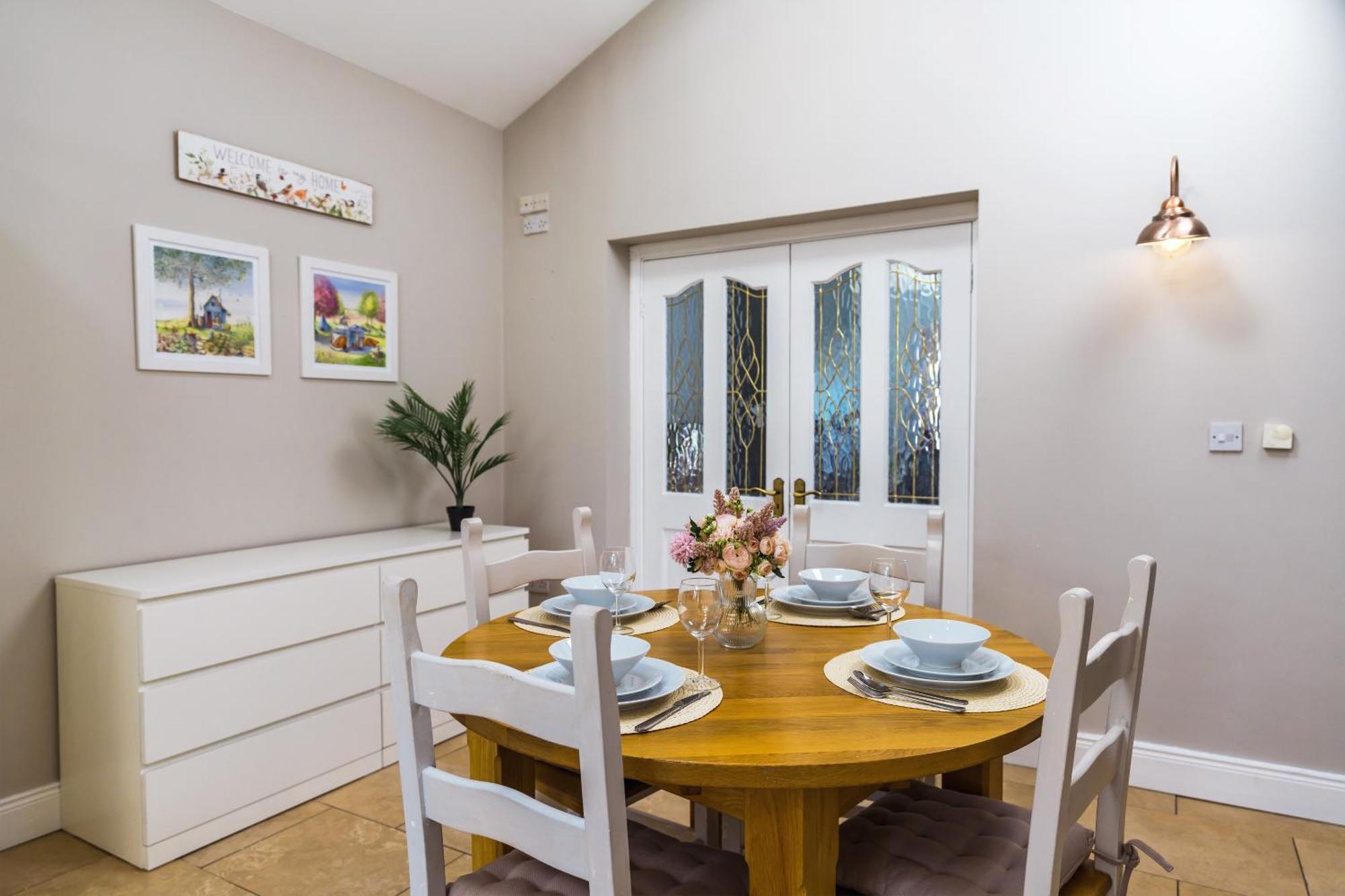 Dublin Airport Homestay Bagian luar foto